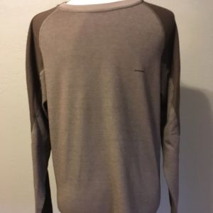 Men’s Patagonia shirt